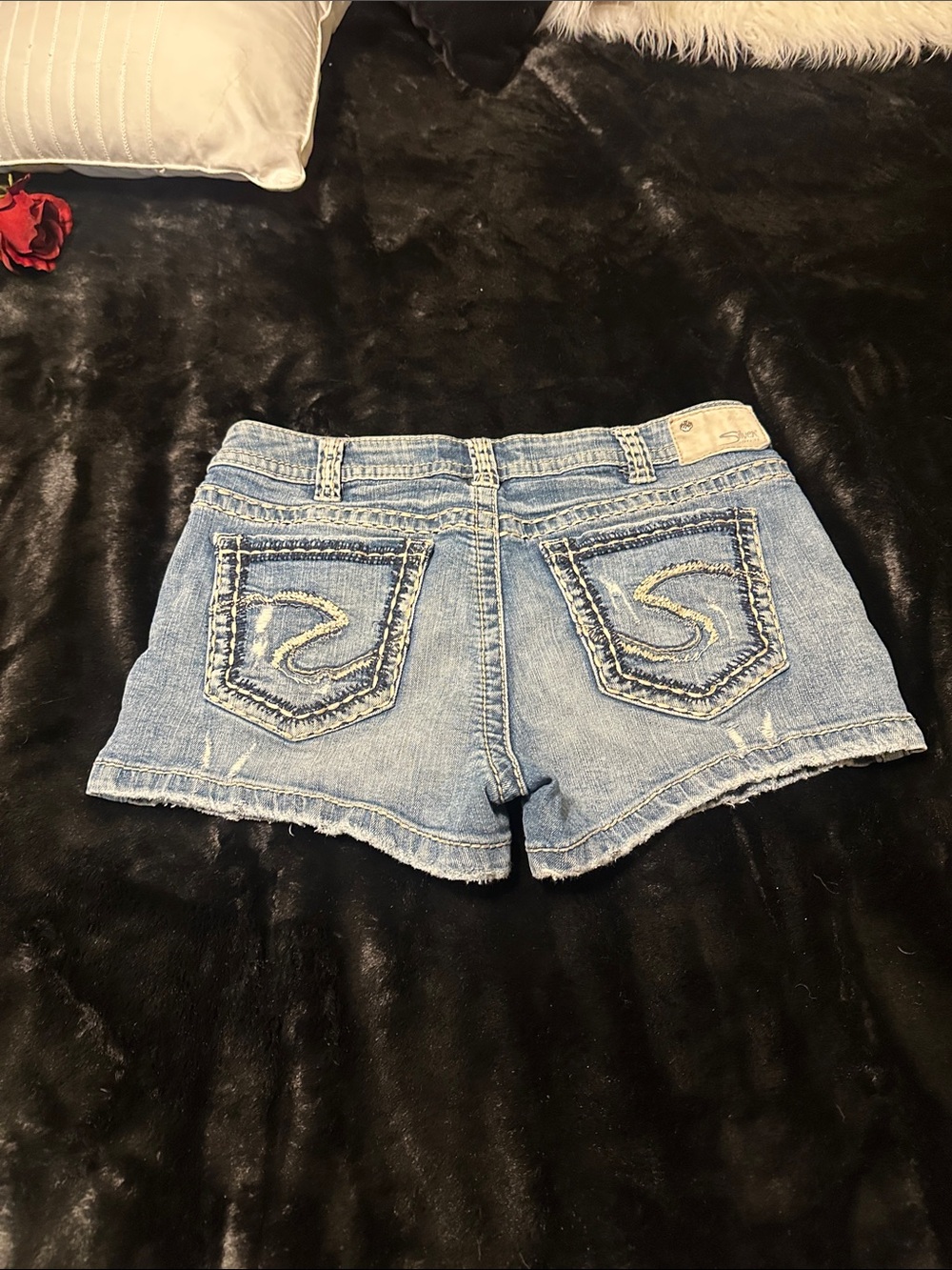 Silver Y2K Aiko Super Stretch Distressed Jean Shorts - Women's Size 31 - Picture 2 of 6